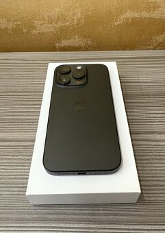 Apple iPhone 15 Pro 256GB černý, 100% baterie - 6