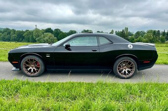 Dodge challenger 5.7 HEMI R/T - 6