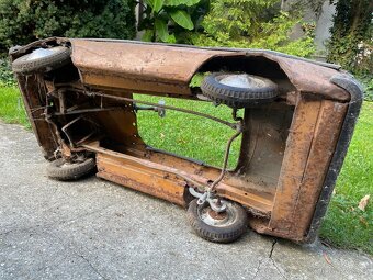 Šlapací Moskvič - 6