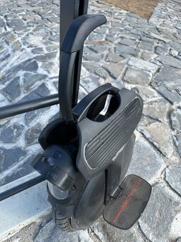 Jednokolka InMotion V11; EUC - 6
