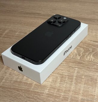 iPhone 16 Pro 512GB - Černý Titan - 6