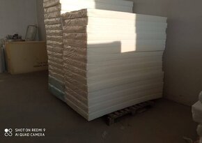 Masivní bílá postel 160 x 200 cm - 6