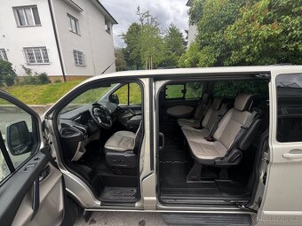 Ford Tourneo Custom 2.2tdci 114kW 8-MÍST, L2, KŮŽE, tažné - 6