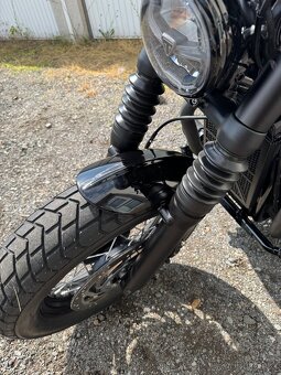 Triumph Bobber - 6