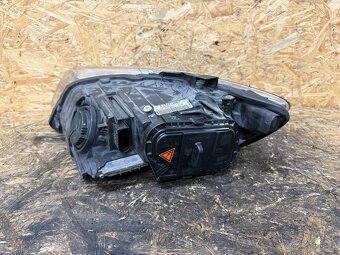 PRAVÉ PŘEDNÍ XENONOVÉ SVĚTLO AUDI Q7 4L 4L0941004A - 6