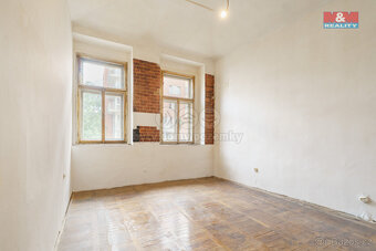 Prodej bytu 1+1, 30 m², ul. Plzeňská, Praha 5 - 6