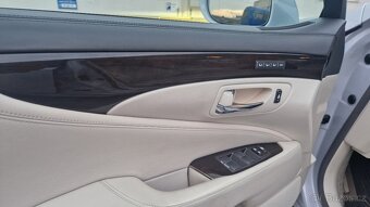 LEXUS LS600HL _ NOVÁ HYBRIDNÁ BATÉRIA - 6
