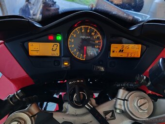 Honda vfr 800 v-tec - 6