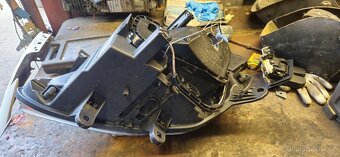 Prave predni svetlo bmw Z4 E85 E86 - 6