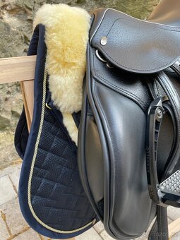 SKOKOVE SEDLO KENTAUR PERSEUS SP POSEDLI 17,5 KOMORA 2 - 6