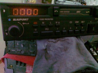 Prodám autorádio BLAUPUNKT - 6