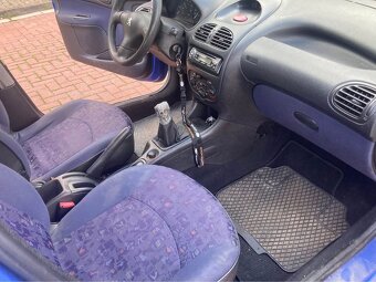 Peugeot 206 - 6