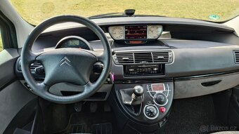 Citroën C8 2,0 100 kw HDI 16V,  7 míst + kola - 6