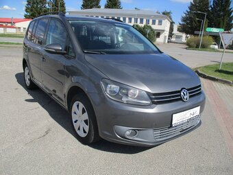 VW TOURAN 1,4CGI 110KW CNG bez koroze 05/2011 - 6