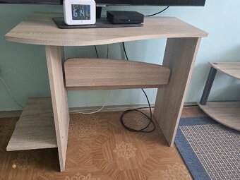 Manželská postel + noční stolky + TV stolek - 6