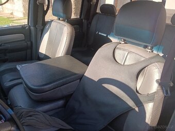 Dodge RAM 1500 5,7hemi - 6