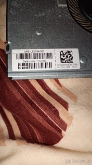 Náhradní díly z notebooku HP 15-dw (TPN-C139) - 6