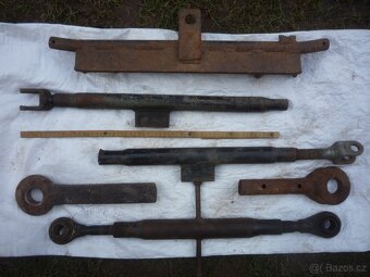 Prodám nějaký těžký nosník do zadních šavlí hydraul. traktor - 6