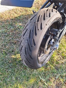 Yamaha MT 07 - 6
