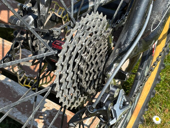 SUPER DĚTSKÉ CELOKARBONOVÉ MTB KOLO - 6