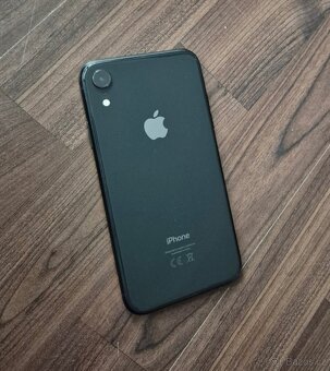 iPhone XR 64gb kapacita baterie 98% - 6