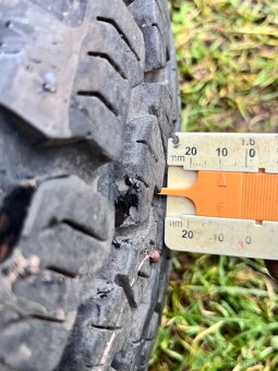 205/80 R16 104S pneu M+S Land Discovery - 6