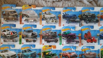 Hot wheels 5x2 nebo za 50 nerozbalených autíček dle fotek - 6