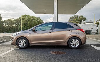 Hyundai i30 1.6 CRDi - 6