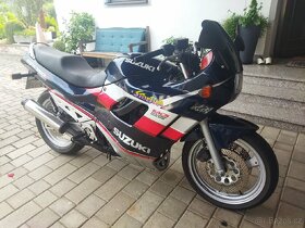 Suzuki GSX 750F - 6
