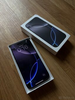 Apple iPhone 16 Pro 256GB černý - 6