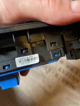 Levé přední ovládání oken a zrcátek Fiat Grande Punto - 6