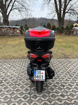 YAHAMA X-MAX 300 - 6