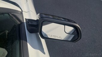 Prodám 100% funkční pravé zrcátko na Mustang r.v. 2016. - 6