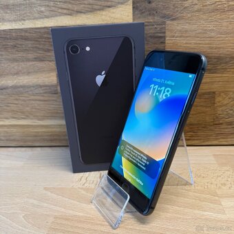 iPhone 8 64GB, černý (12 měsíci záruka) - 6