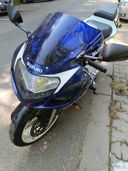 Suzuki GSX-R 600 2003 - 6