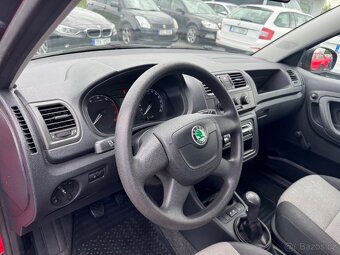 Škoda Fabia II 1.4 16V,96 tis km,2009,1.Majitel, ČR - 6