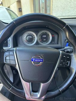 Volvo V60 D3 120kw manuál 2011 - 6