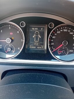Volkswagen passat b7 2.0 103 kw TDI DSG - 6