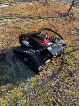 Svahová pasová sekačka – dálkové ovládání - 6