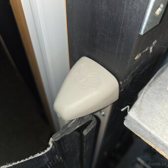 Otevírací zábrana do dveří - 6