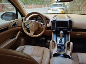 Porsche cayenne 3.0 diesel 176kw bez Měchů na pružinách - 6
