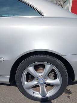 Mercedes-Benz CLK W209 270CDI - 6