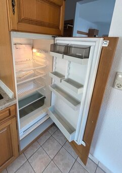 PRODÁM KOMPLETNÍ RUSTIKÁLNÍ KUCHYŇ - 6