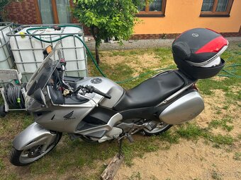 Honda Deauville 700 - 6
