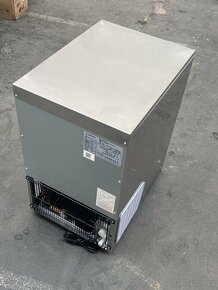 Vyrobnik ledu Klarstein Powericer XXL 25kg/24h. Záruka - 6