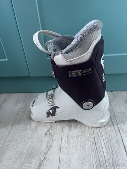 Lyže Atomic a lyžáky Nordica - 6