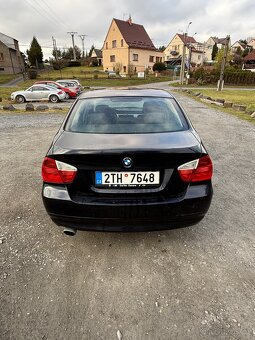 BMW 3 E90 - r. v. 2008 - Nová STK - 6