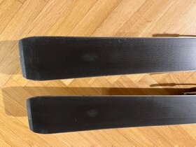 Sjezdové lyže ATOMIC - 6