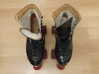 Retro kolečkové brusle - 6