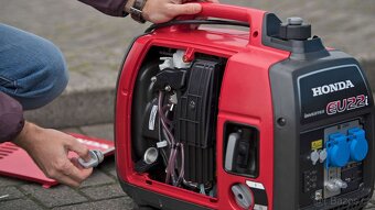HONDA EU 22i Elektrocentrála - 6